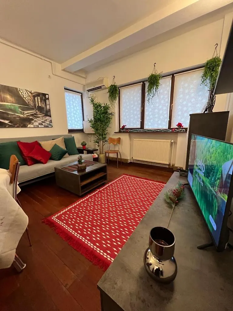 Charming And Cozy Apartment In Bucharest Center 0*,  Romania